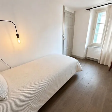 Chez Le Sabotier, Et Confortable 3* Rosieres (Haute-Loire)