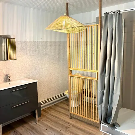 Chez Le Sabotier, Et Confortable בית הארחה